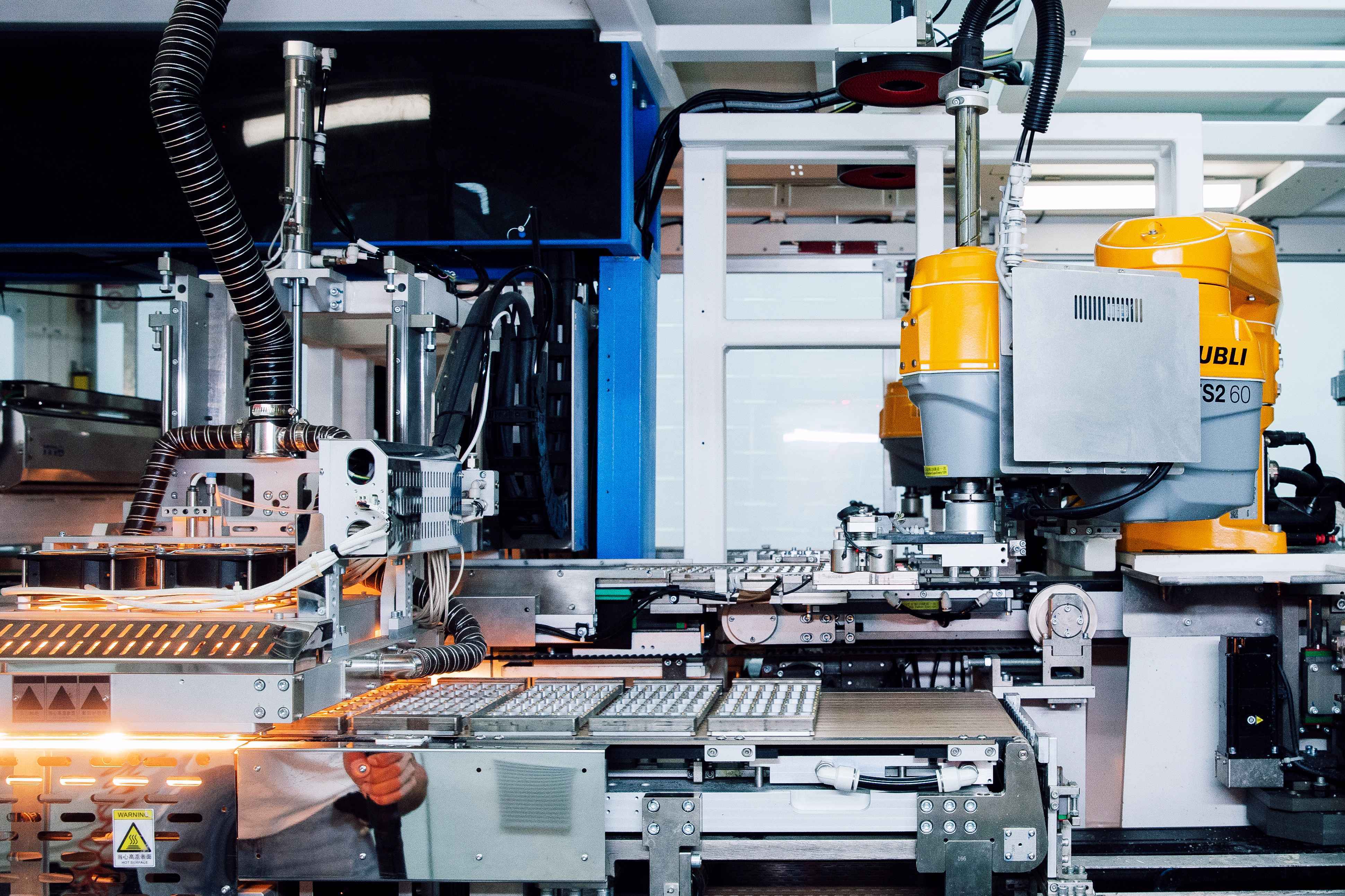 Technology-自動(dòng)化生產(chǎn)線圖片.jpg